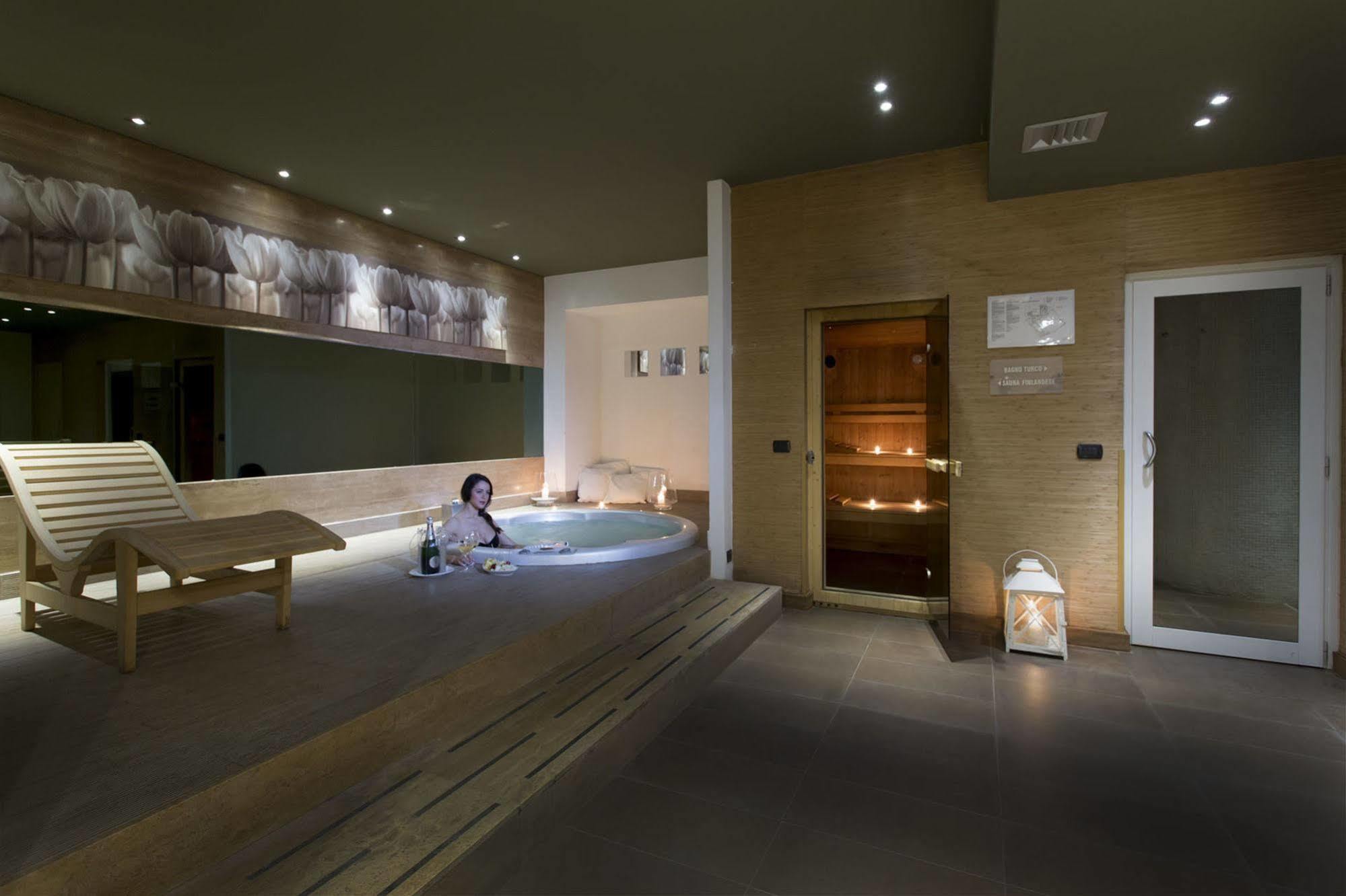 Hotel Pineta Wellness & Spa Ruvo di Puglia Luaran gambar